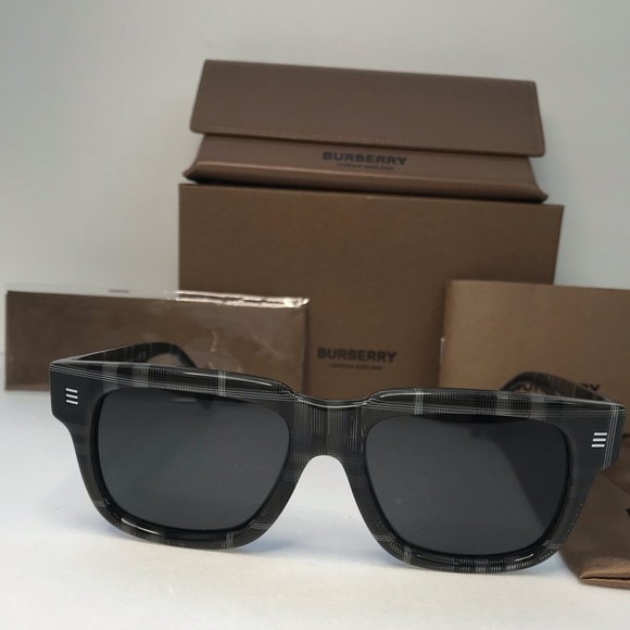 ? - New Authentic Burberry, Hayden, Sunglasses, BE4394-380487-54 main image 7